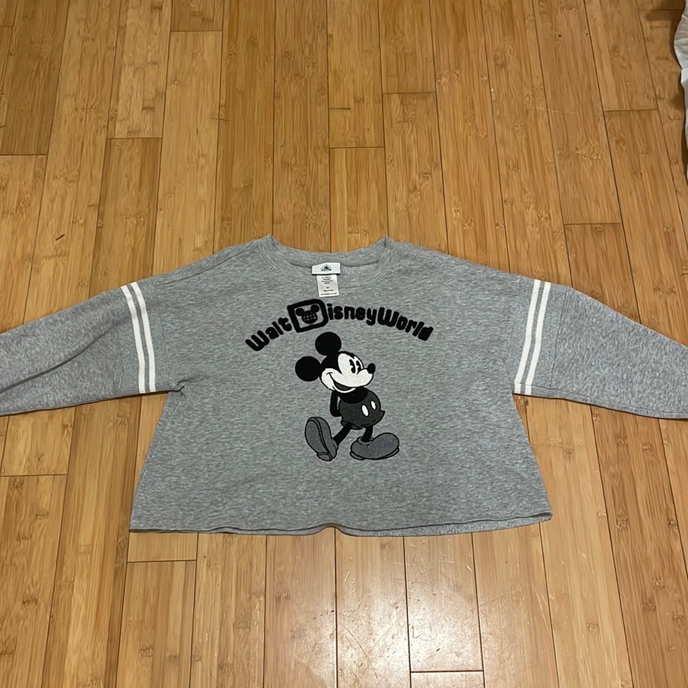 Cropped sweatshirt